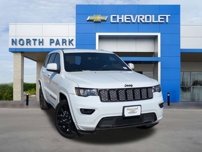 Used 2019 Jeep Grand Cherokee Altitude