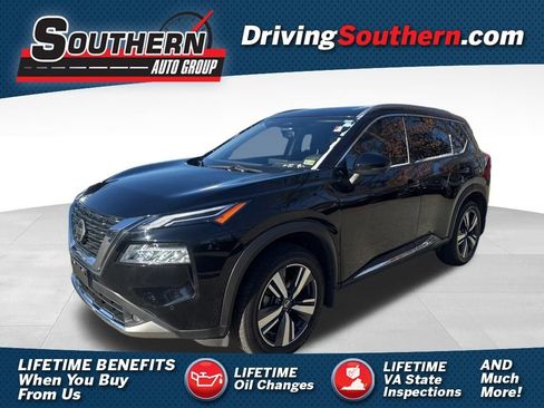 Used 2021 Nissan Rogue Platinum image 1