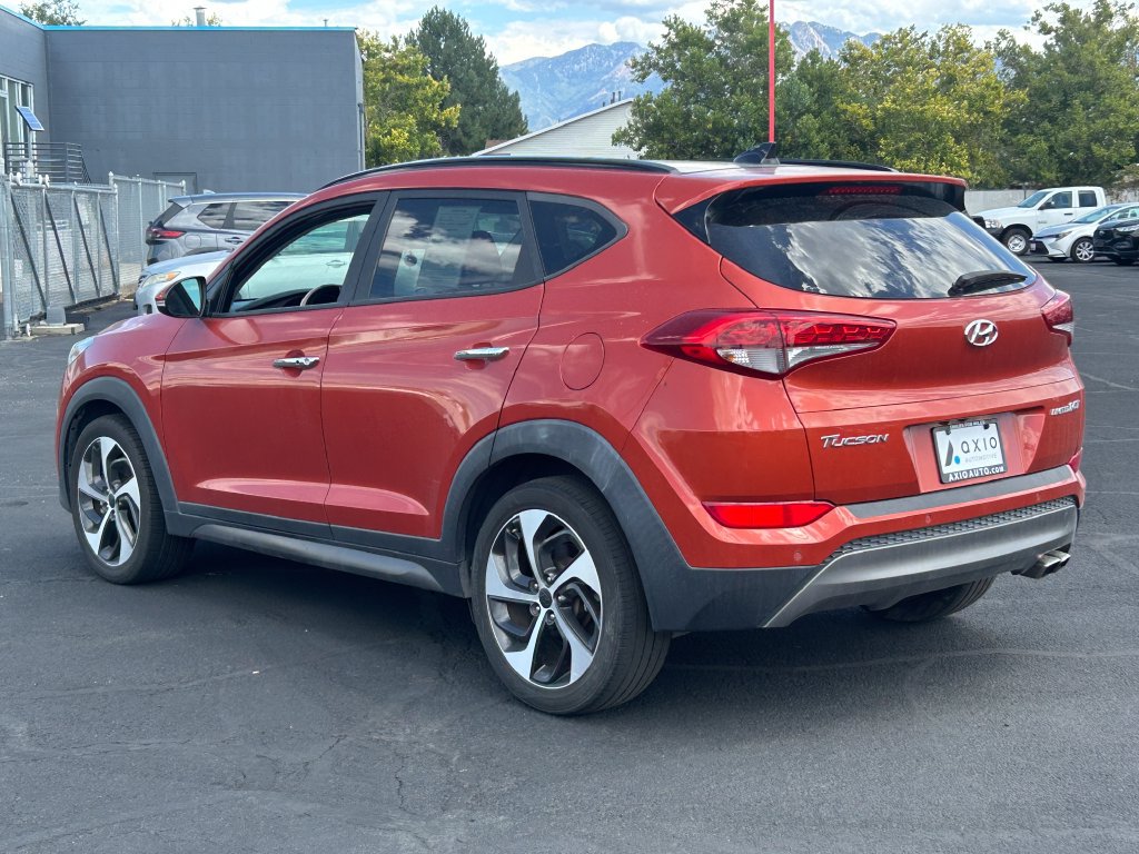 Used 2016 Hyundai Tucson Limited w/ Option Group 03 FWD image 6