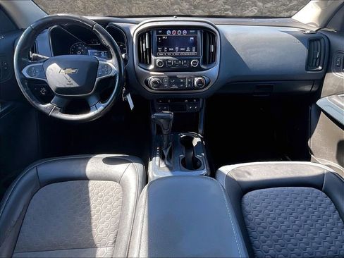 Used 2017 Chevrolet Colorado Z71 image 14