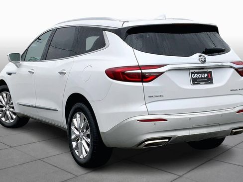 Used 2018 Buick Enclave Premium w/ Experience Buick Package image 12