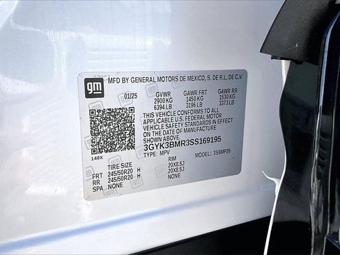 Certified 2025 Cadillac Optiq Luxury 1 image 32