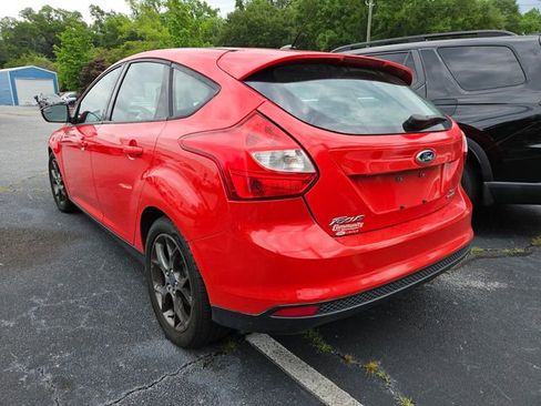 Used 2013 Ford Focus SE FWD image 9