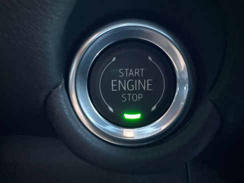 New 2026 Chevrolet Suburban Premier image 24