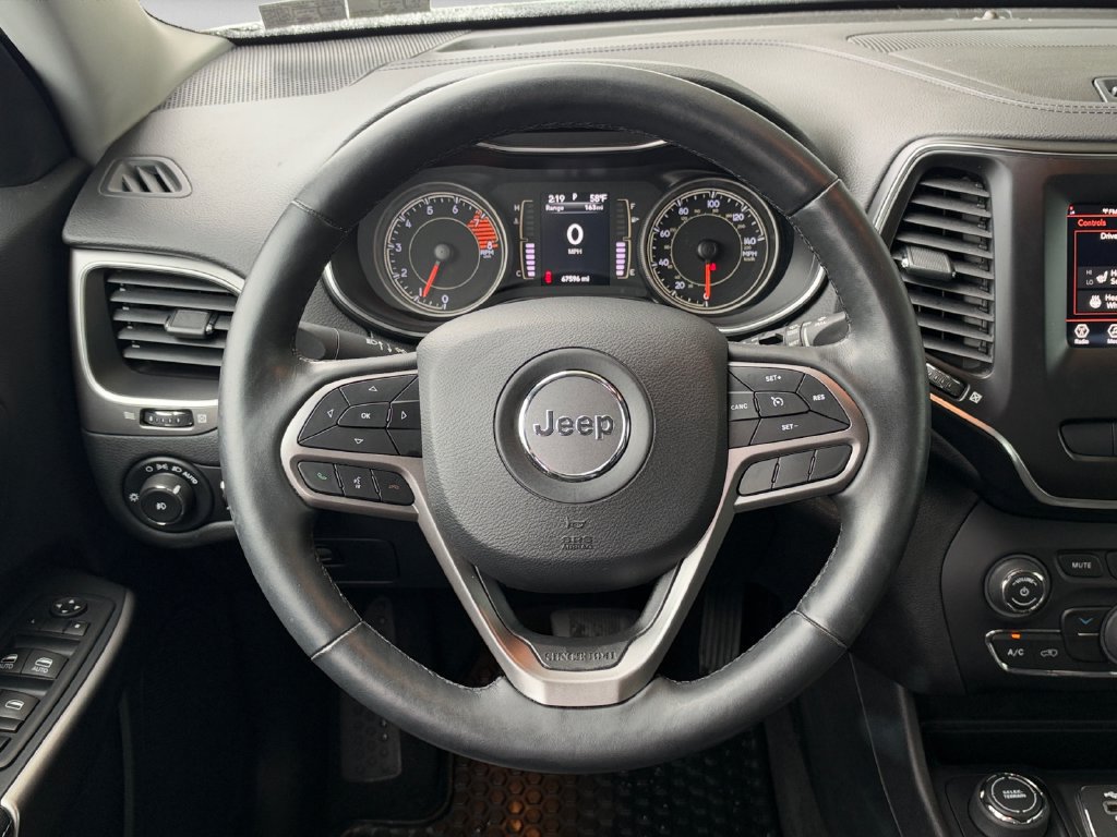 Certified 2019 Jeep Cherokee Latitude Plus w/ Cold Weather Group AWD/4WD image 12