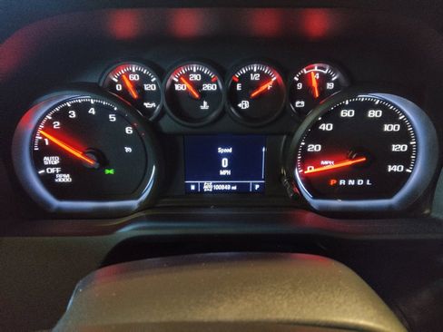Used 2022 Chevrolet Silverado 1500 Custom AWD/4WD image 23