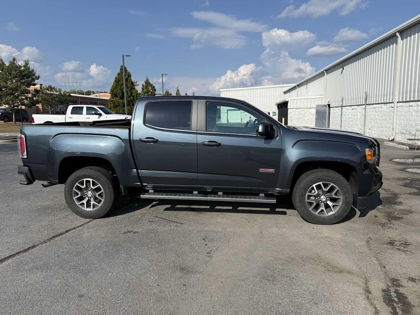 Used 2020 GMC Canyon All Terrain w/ Trailering Package AWD/4WD image 3