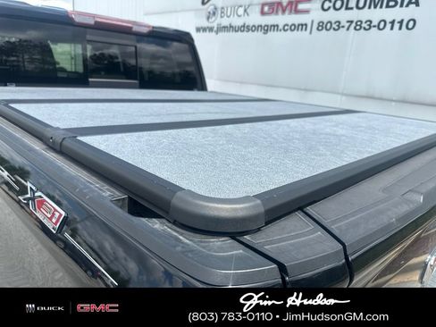Used 2021 GMC Sierra 1500 SLT w/ SLT Convenience Package AWD/4WD image 4