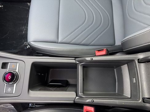 New 2026 Volkswagen Tiguan SE image 22