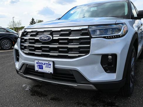 New 2026 Ford Explorer Active w/ Active Comfort Package AWD/4WD image 11