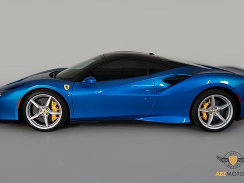 Used 2022 Ferrari F8 Tributo image 5