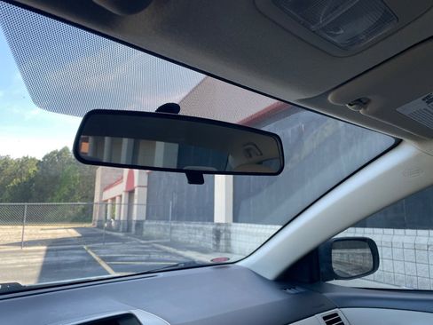 Used 2013 Toyota Corolla LE image 36