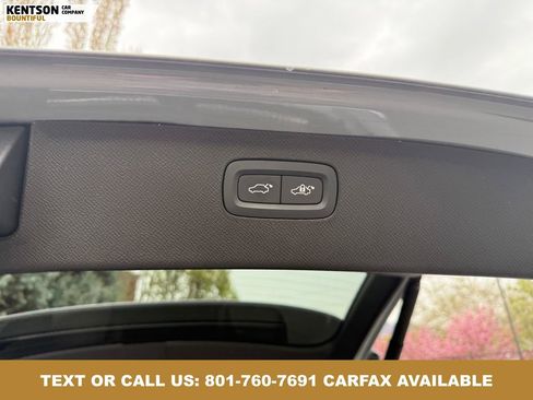 Used 2025 Volvo XC90 B5 Plus AWD/4WD image 38