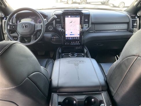 Used 2024 RAM 2500 Limited image 15