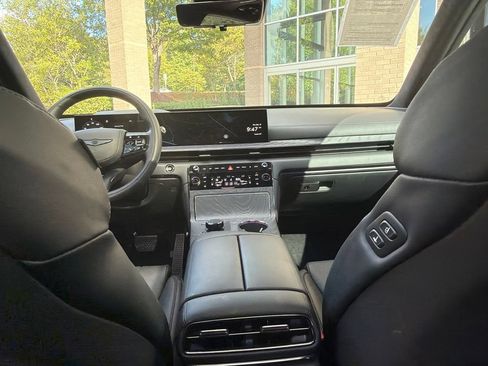 Used 2026 Genesis GV80 3.5T Prestige AWD/4WD image 5