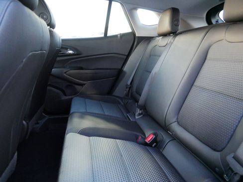 New 2026 Chevrolet Trax LT w/ Driver Confidence Package image 5