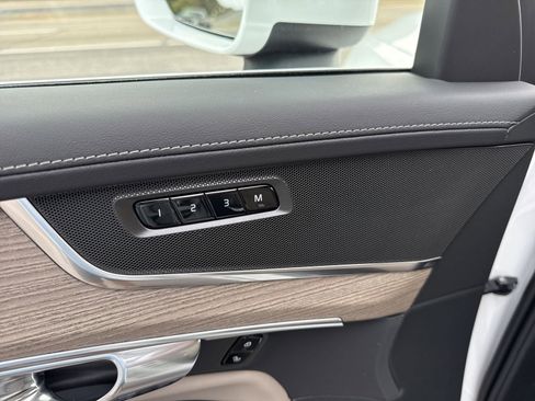 New 2026 Volvo XC90 B5 Plus w/ Protection Package image 12