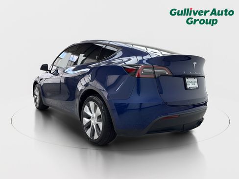 Used 2021 Tesla Model Y Long Range AWD/4WD image 5