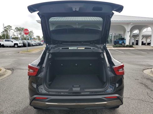 New 2026 Chevrolet Trax ACTIV w/ Driver Confidence Package image 5