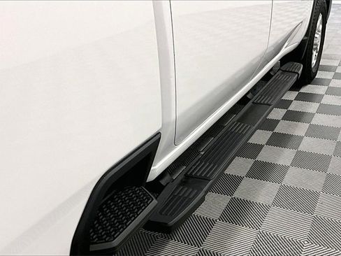 Used 2024 Chevrolet Silverado 2500 LTZ w/ LTZ Convenience Package image 40