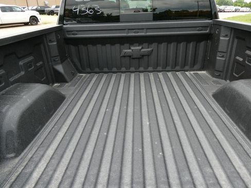 New 2026 Chevrolet Silverado 1500 LTZ w/ LTZ Premium Package AWD/4WD image 6