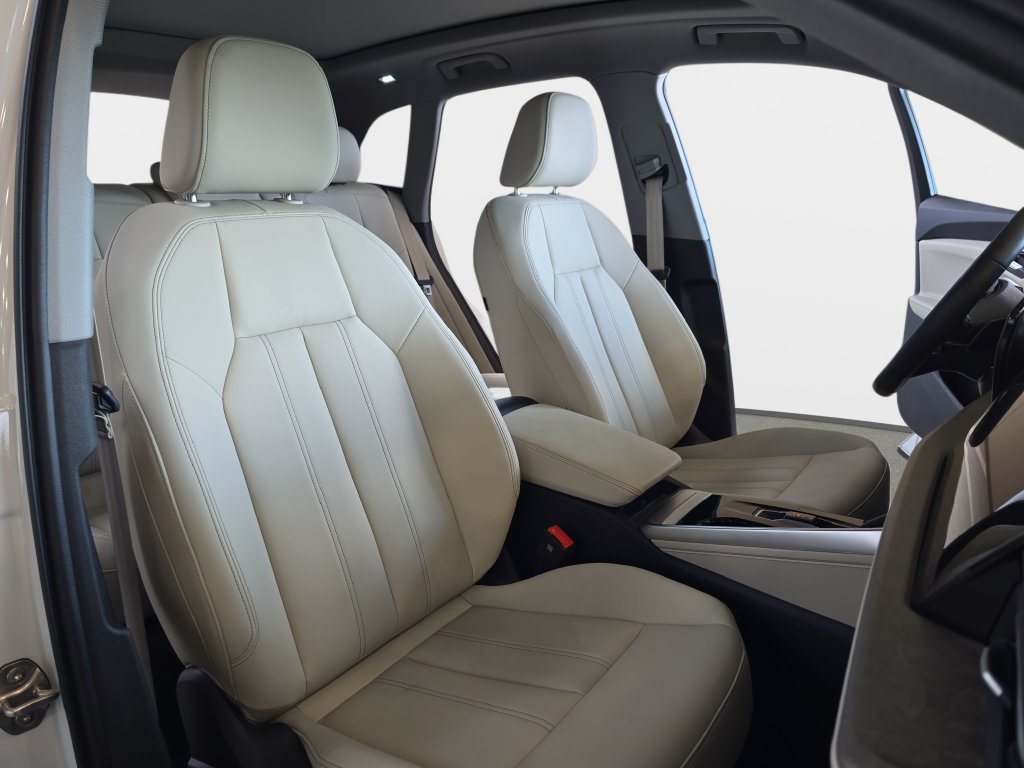 Certified 2025 Audi Q5 Premium Plus AWD/4WD image 12
