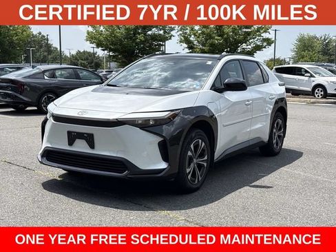 Used 2024 Toyota bZ4X AWD w/ Weather Package image 5