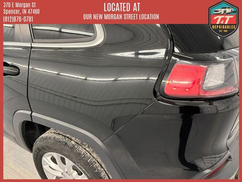 Used 2019 Jeep Cherokee Latitude w/ Popular Appearance Group FWD image 22