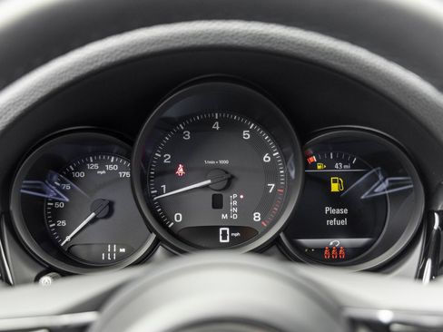New 2026 Porsche Macan AWD/4WD image 31