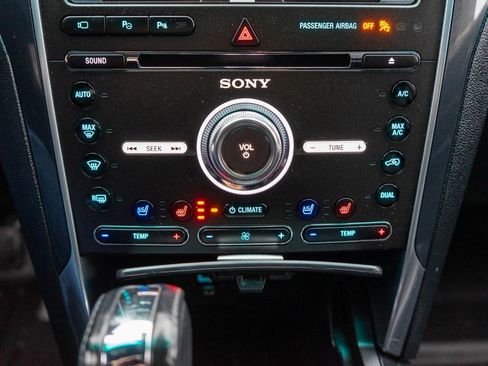 Used 2016 Ford Explorer Limited w/ Equipment Group 301A image 26