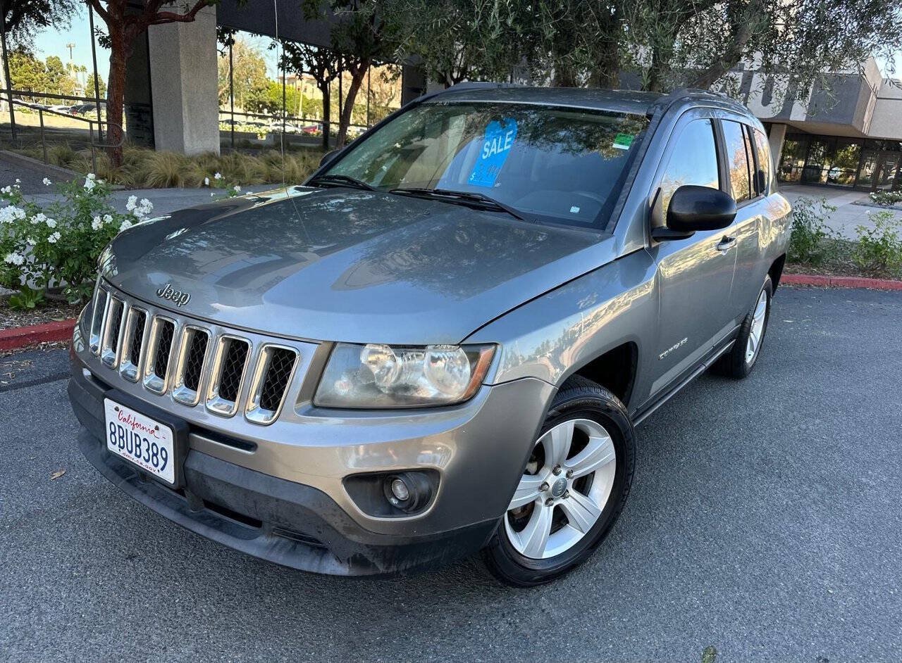 Used 2014 Jeep Compass Sport AWD/4WD image 1