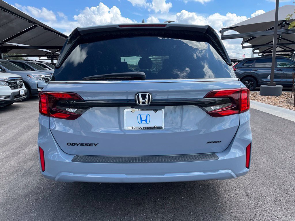 Used 2026 Honda Odyssey Sport-L image 5