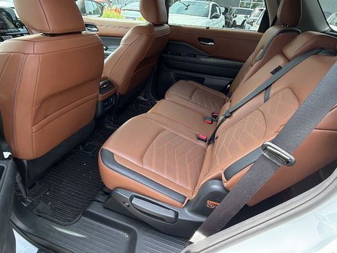 Used 2025 Nissan Pathfinder Platinum w/ Cargo Package FWD image 24