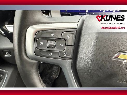 Used 2025 Chevrolet Silverado 1500 LT AWD/4WD image 17