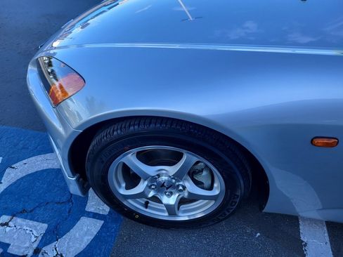 Used 2002 Honda S2000 image 12