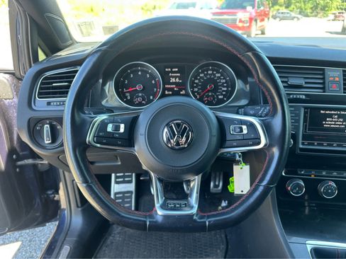 Used 2017 Volkswagen GTI S FWD image 11