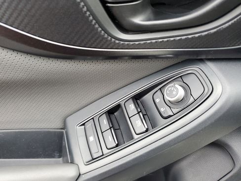 Used 2021 Subaru Crosstrek 2.5i Sport w/ Moonroof Package image 15