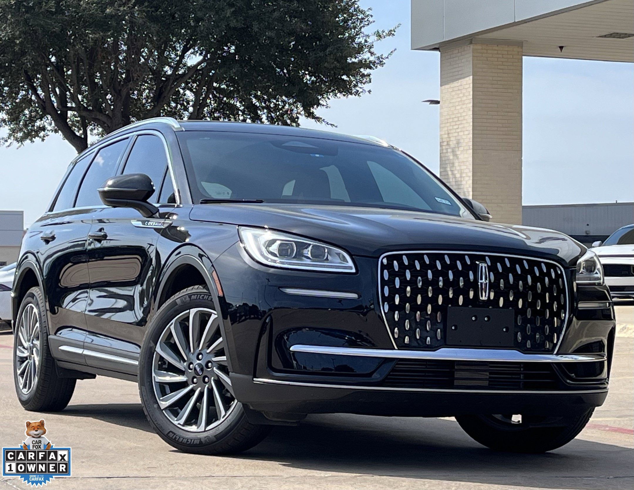 Used 2024 Lincoln Corsair Reserve w/ Equipment Group 201A AWD/4WD image 2
