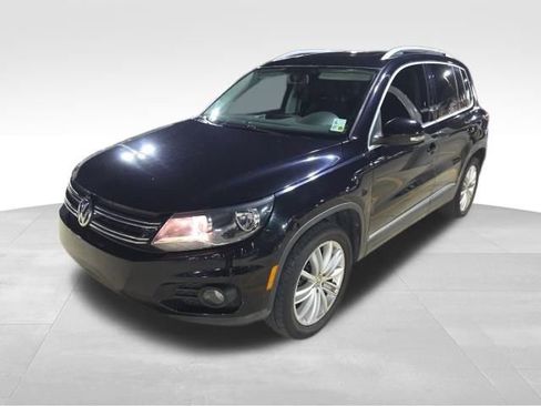 Used 2015 Volkswagen Tiguan SEL image 2