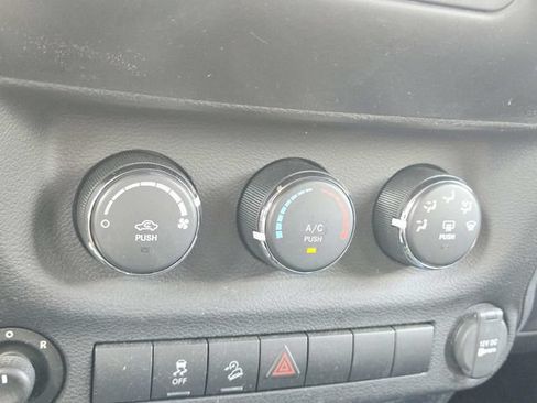 Used 2012 Jeep Wrangler Unlimited Sport AWD/4WD image 14