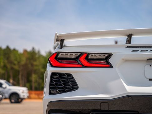 Used 2025 Chevrolet Corvette Stingray Preferred Cpe w/ Z51 Performance Package image 30