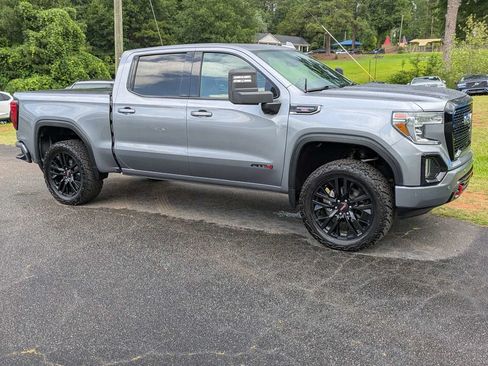 Used 2020 GMC Sierra 1500 AT4 w/ AT4 Premium Package AWD/4WD image 8