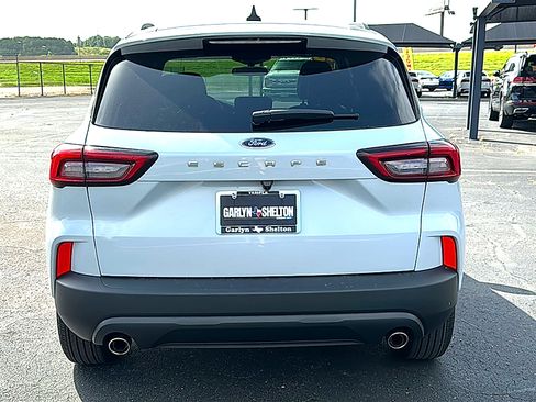 Used 2026 Ford Escape ST-Line FWD image 7