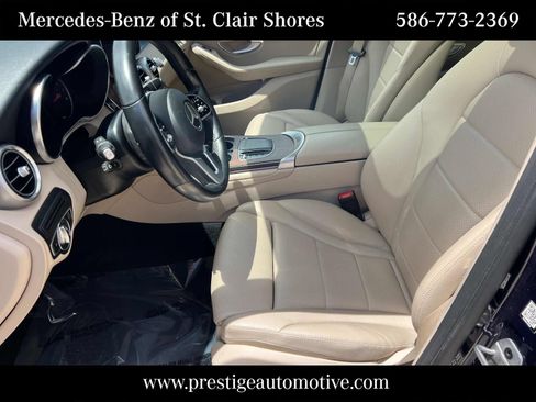 Used 2021 Mercedes-Benz GLC 300 4MATIC image 21