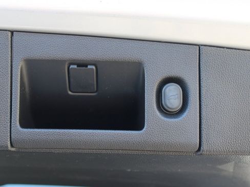 Used 2019 Chevrolet Tahoe Premier image 36