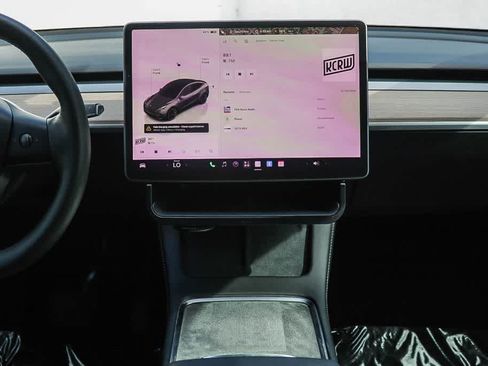 Used 2023 Tesla Model Y Long Range AWD/4WD image 13