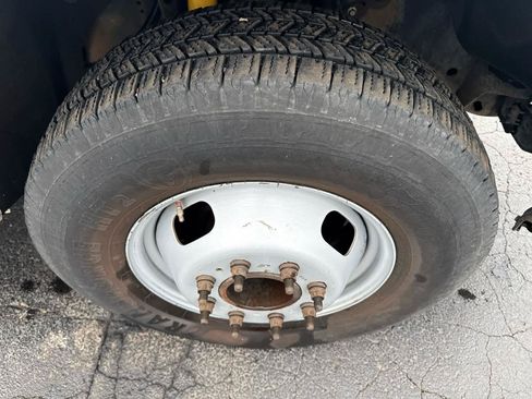 Used 2012 Ford F350 XL RWD image 10