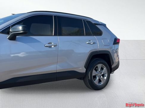 Certified 2024 Toyota RAV4 LE AWD/4WD image 10