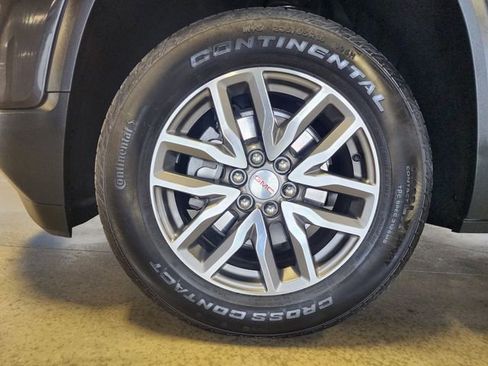 Used 2019 GMC Acadia SLE w/ Driver Alert Package I image 9