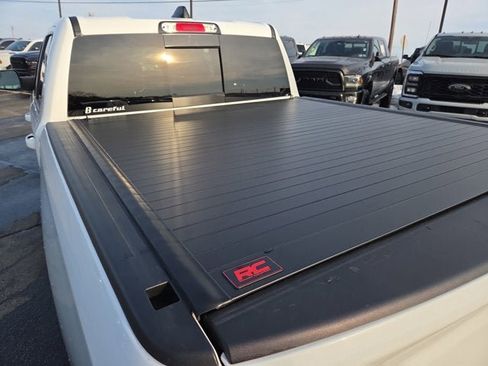 Used 2019 RAM 1500 Big Horn image 12